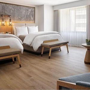 Studio Queen Suite Two Queen Beds